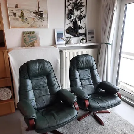 Apartment On The With Sea View