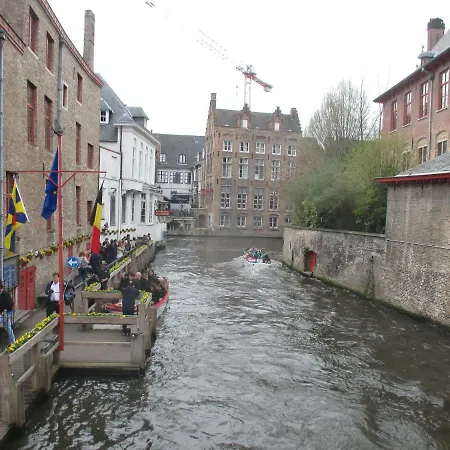 Apartment On The With Sea View *